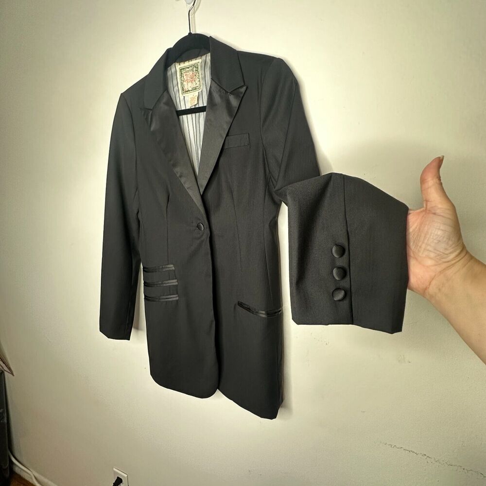 Flying Tomato Black Long One-Button Tuxedo Blazer Satin Trim Lapel & Pockets M - Picture 4 of 12